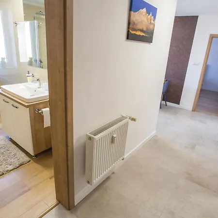 City Apartment Poprad Apartamento Poprad
